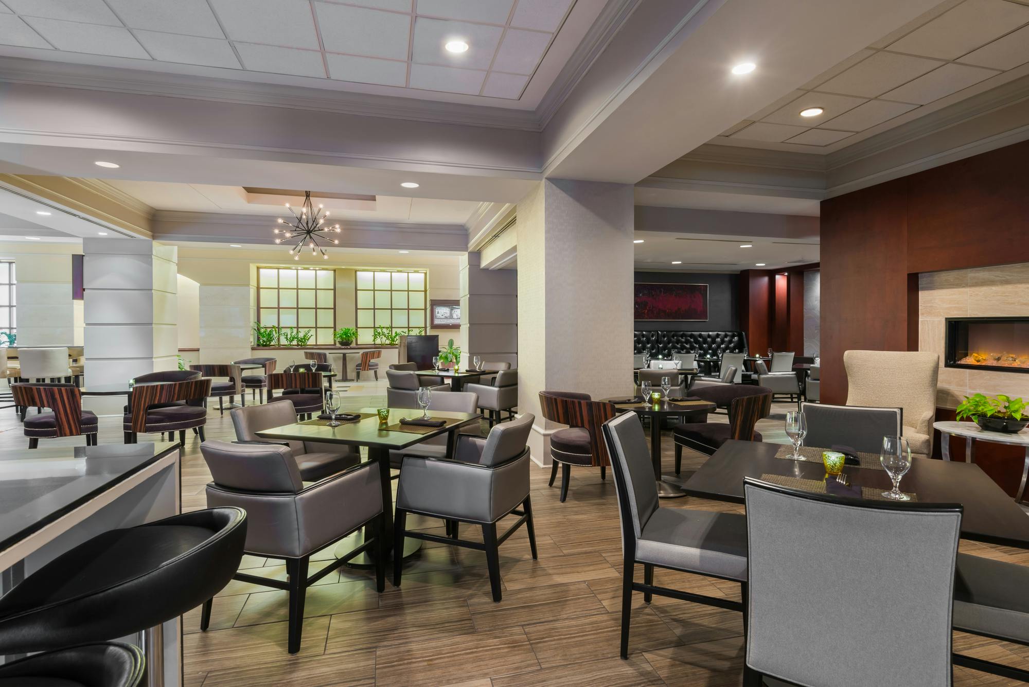 The Parkway Bar and Grill, an event space at Chicago Marriott Suites Deerfield
