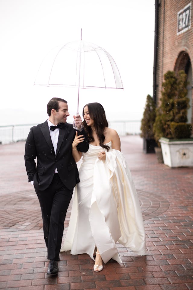 Featured photo from WINTER WEDDING AT THE LIBERTY HOUSE