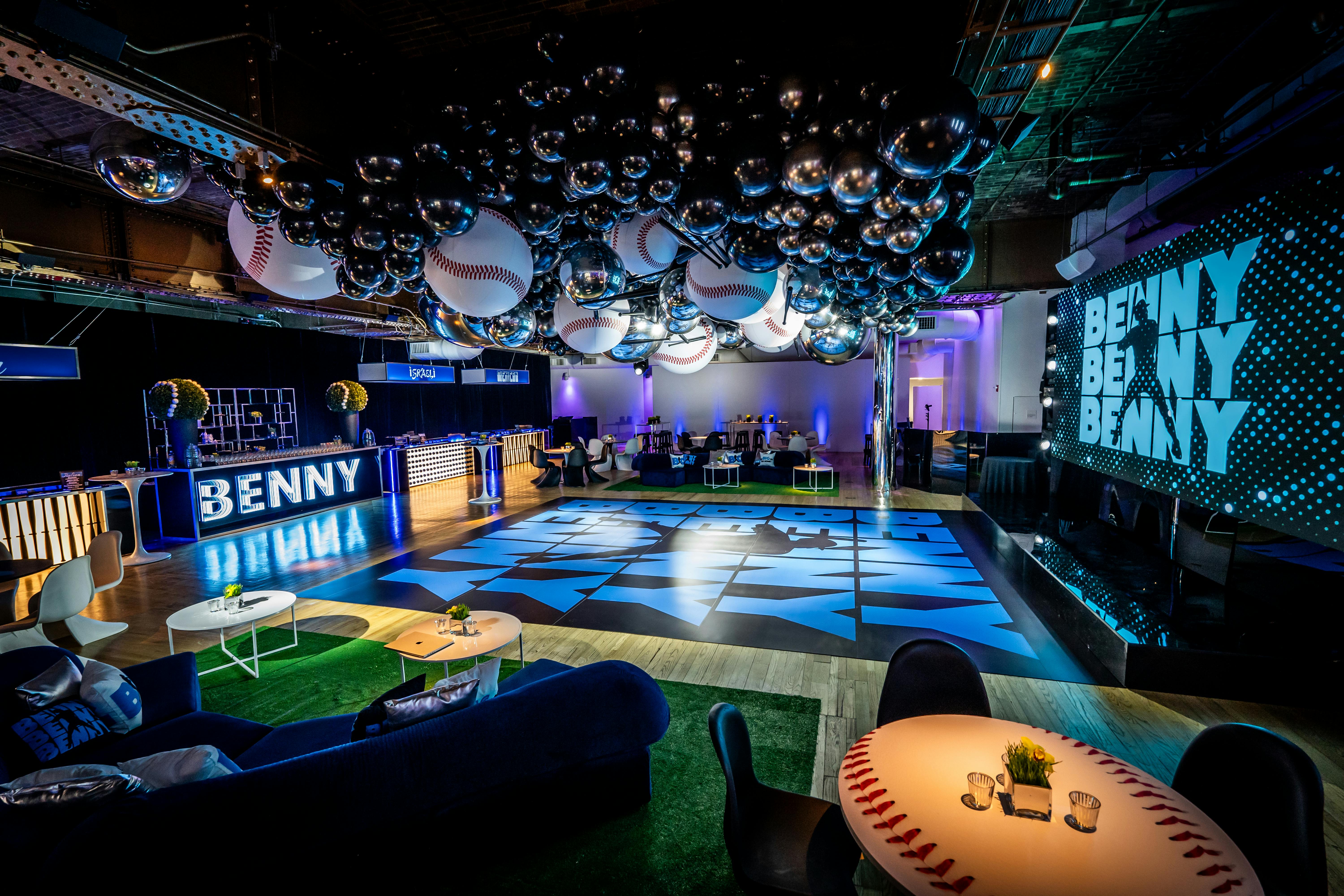 Featured photo from Baseball Extra Style!