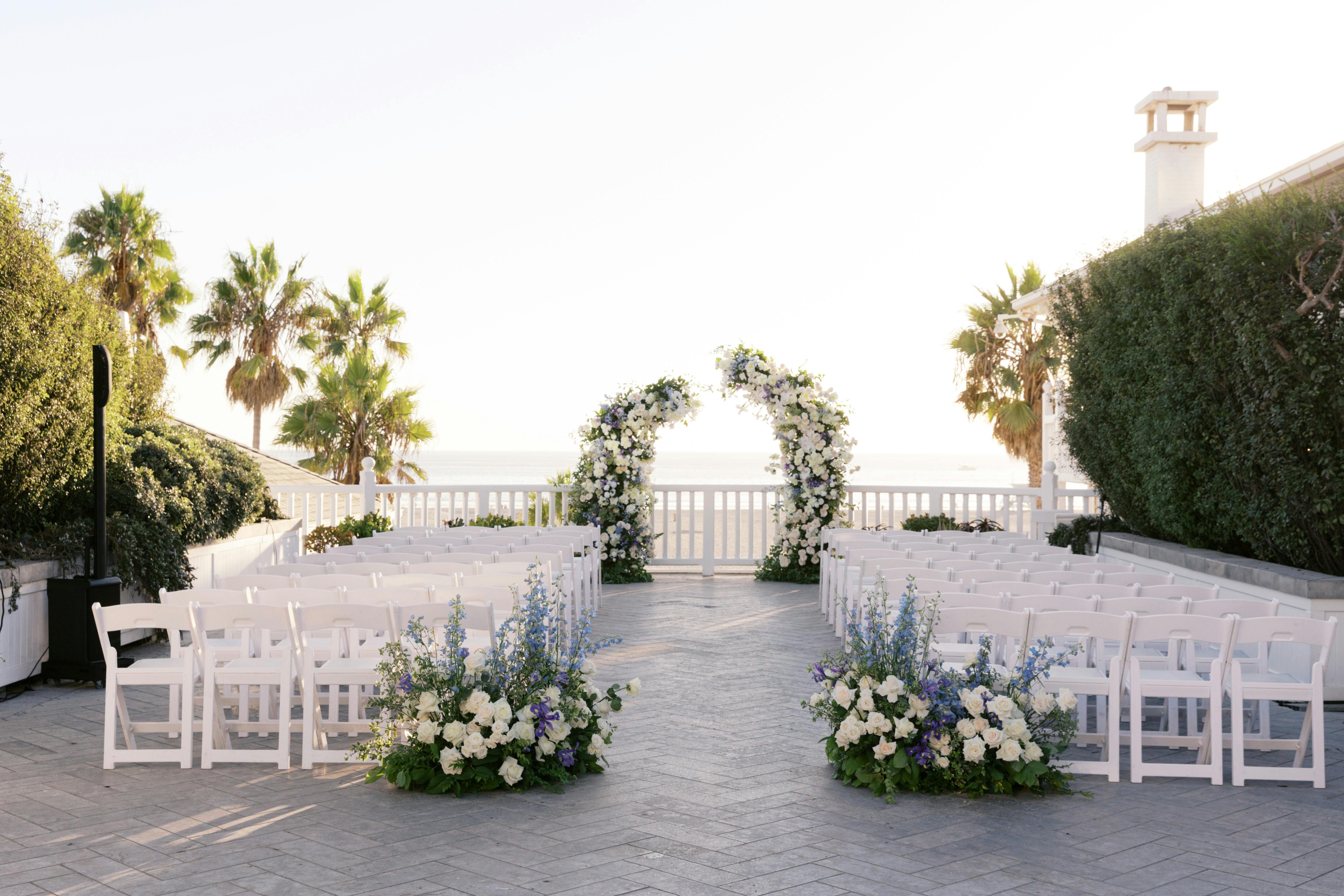 Featured photo from Fall In Love With This Glamorous Wedding at Shutters California