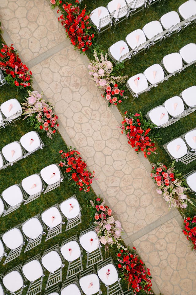 Featured photo from Fall in Love with This Timeless Red Floral Wedding at the Beverly Hills Hotel in Los Angeles