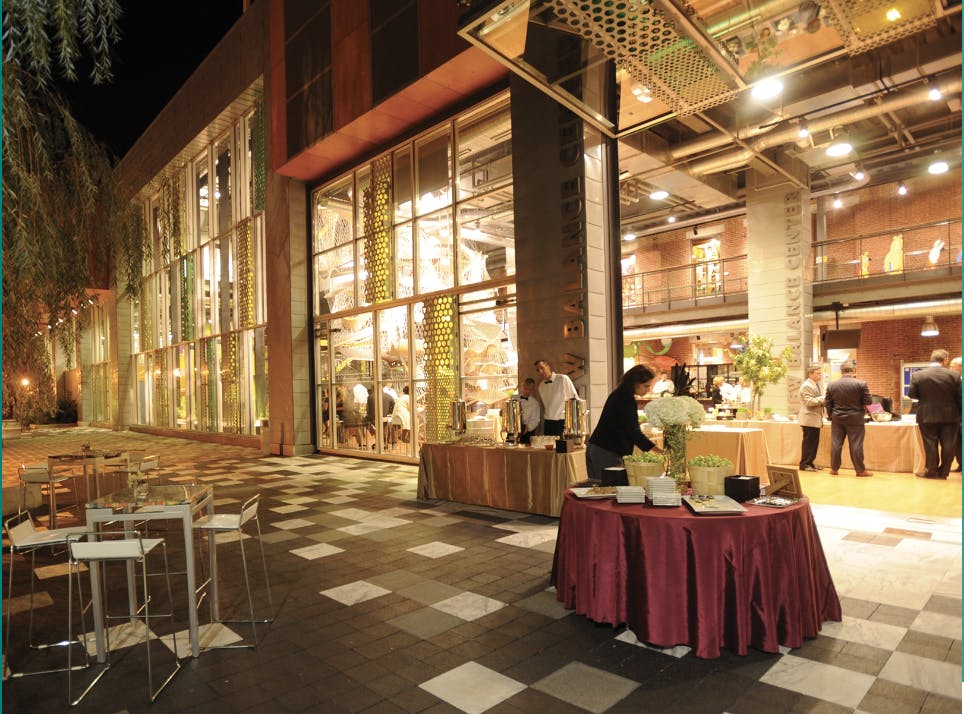 Featured photo from Plaza