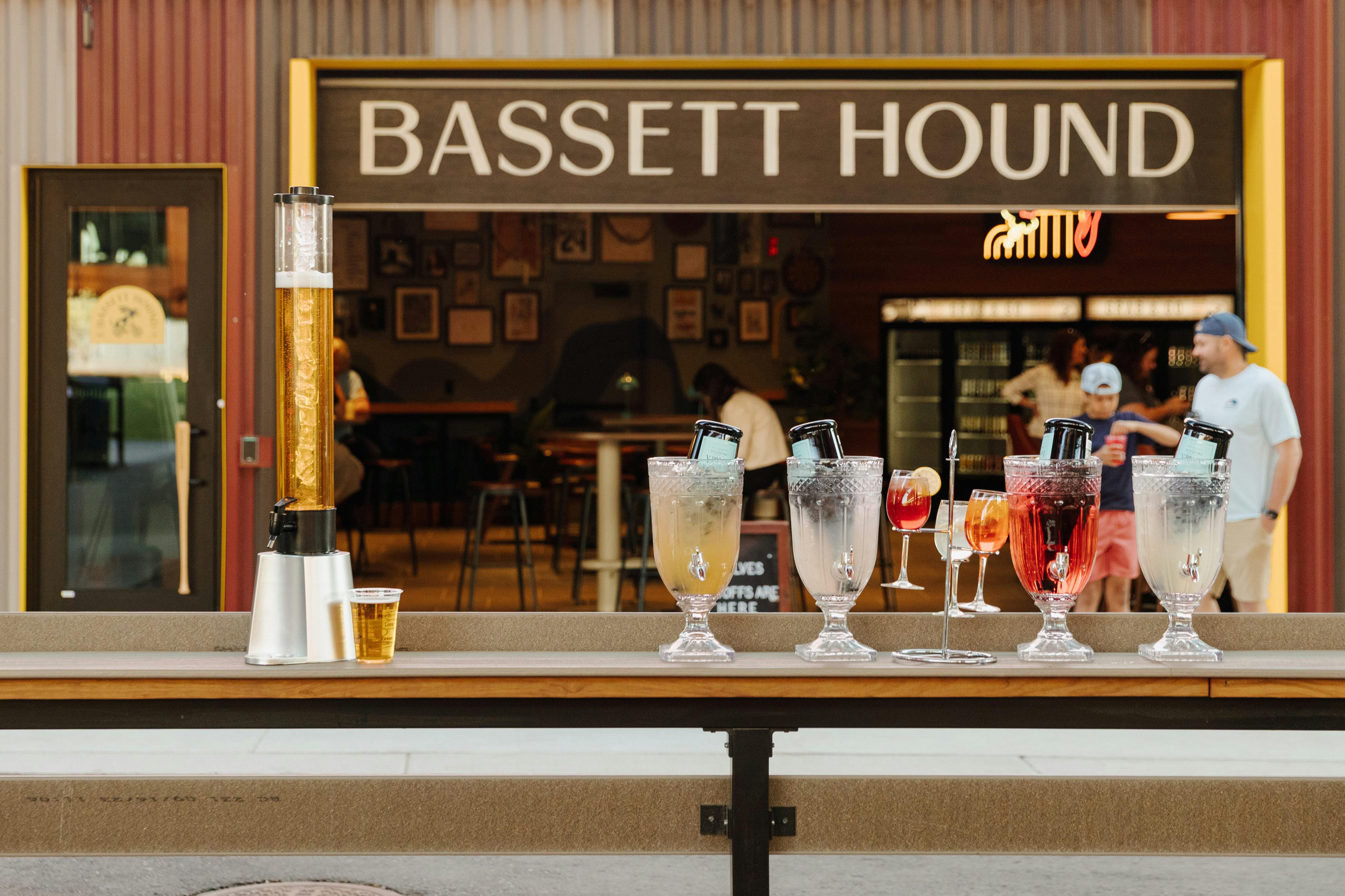 Bassett Hound Bar, Bar event space at North Loop Green