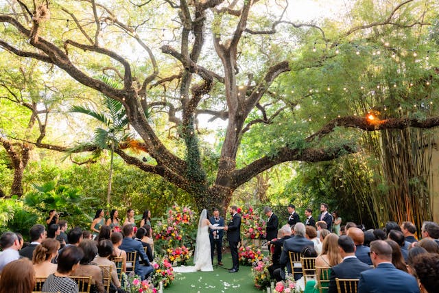 Featured photo from A Dreamy Villa Woodbine Wedding with Fairylit Foliage and Bright Blooms