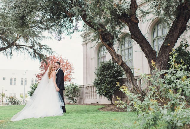 Featured photo from Fresh Floral Wedding