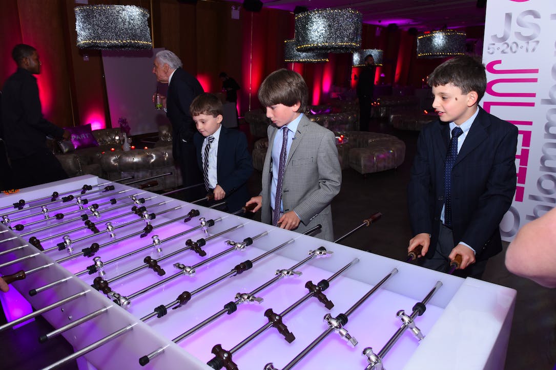 Bar & Bat Mitzvah Activities Ideas posted by Urban Art & Design