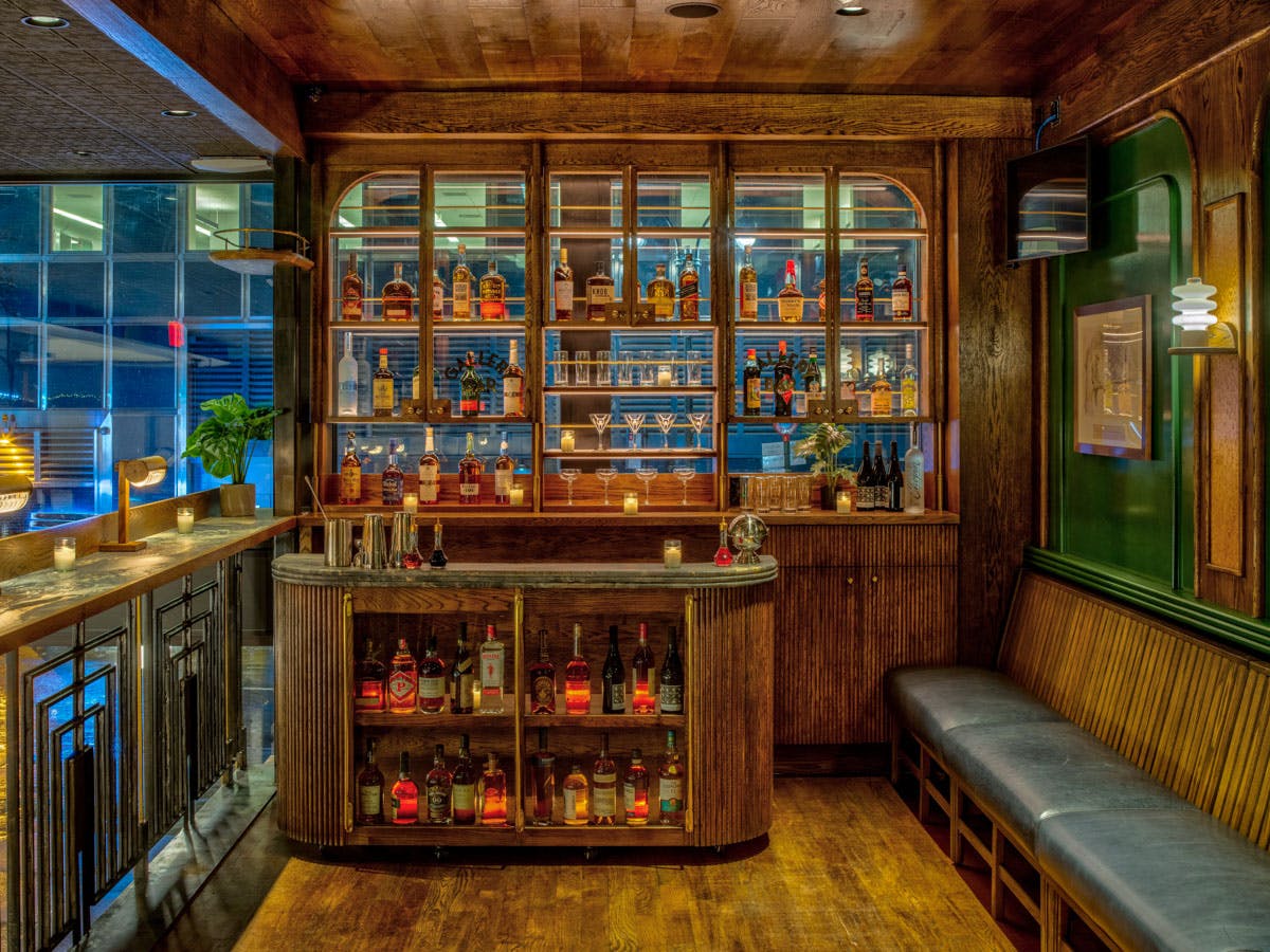 Gallery Mezzanine, Restaurant event space at Albert's Bar