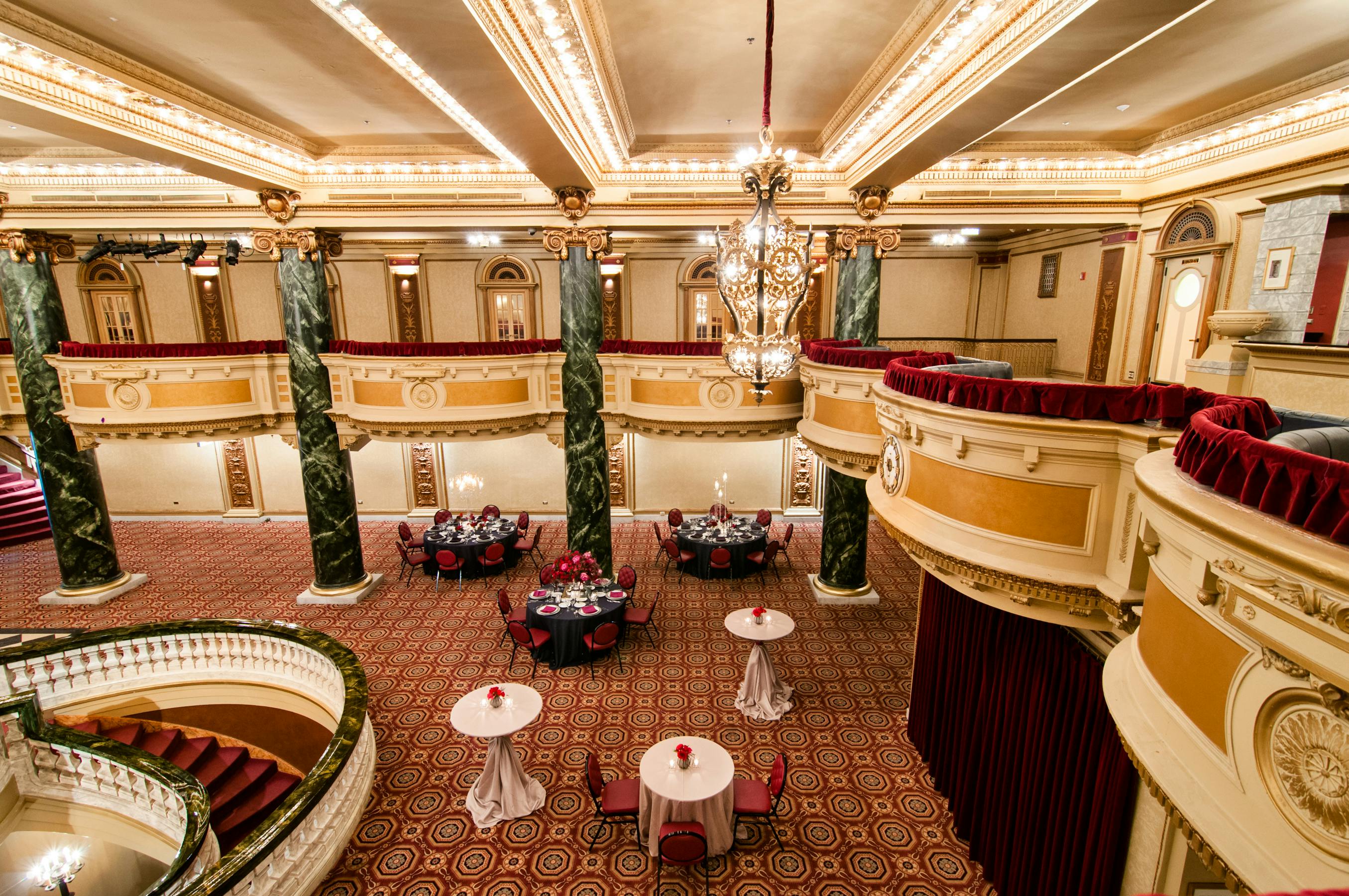 School of the Art Institute of Chicago Ballroom | SAIC Wedding ...