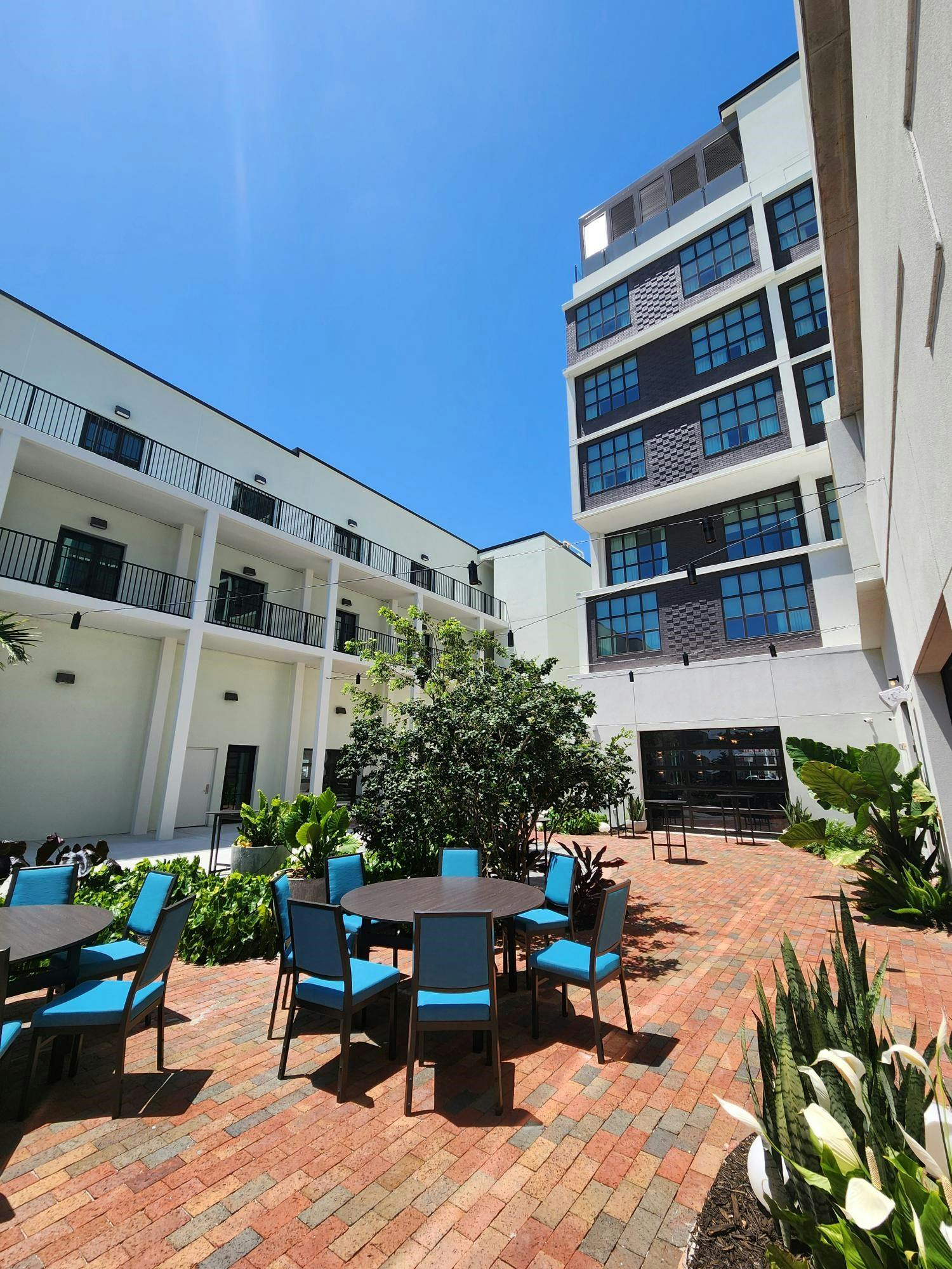 Outdoor Courtyard, an event space at Moxy St. Pete