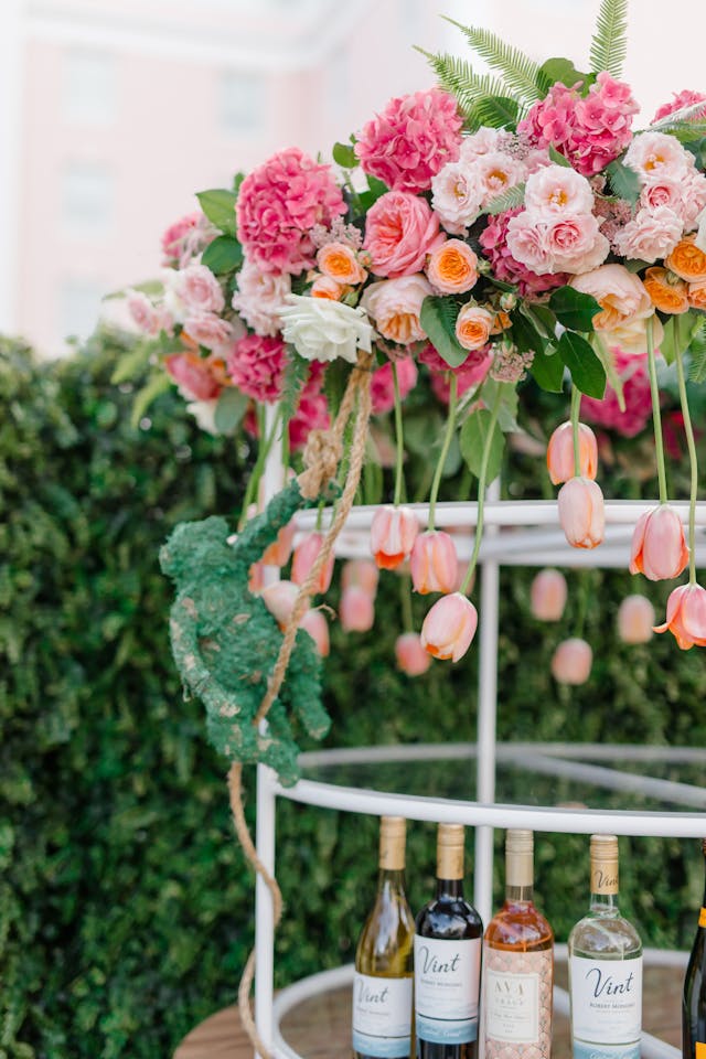Featured photo from Tropical & Vibrant: A Love in Full Bloom