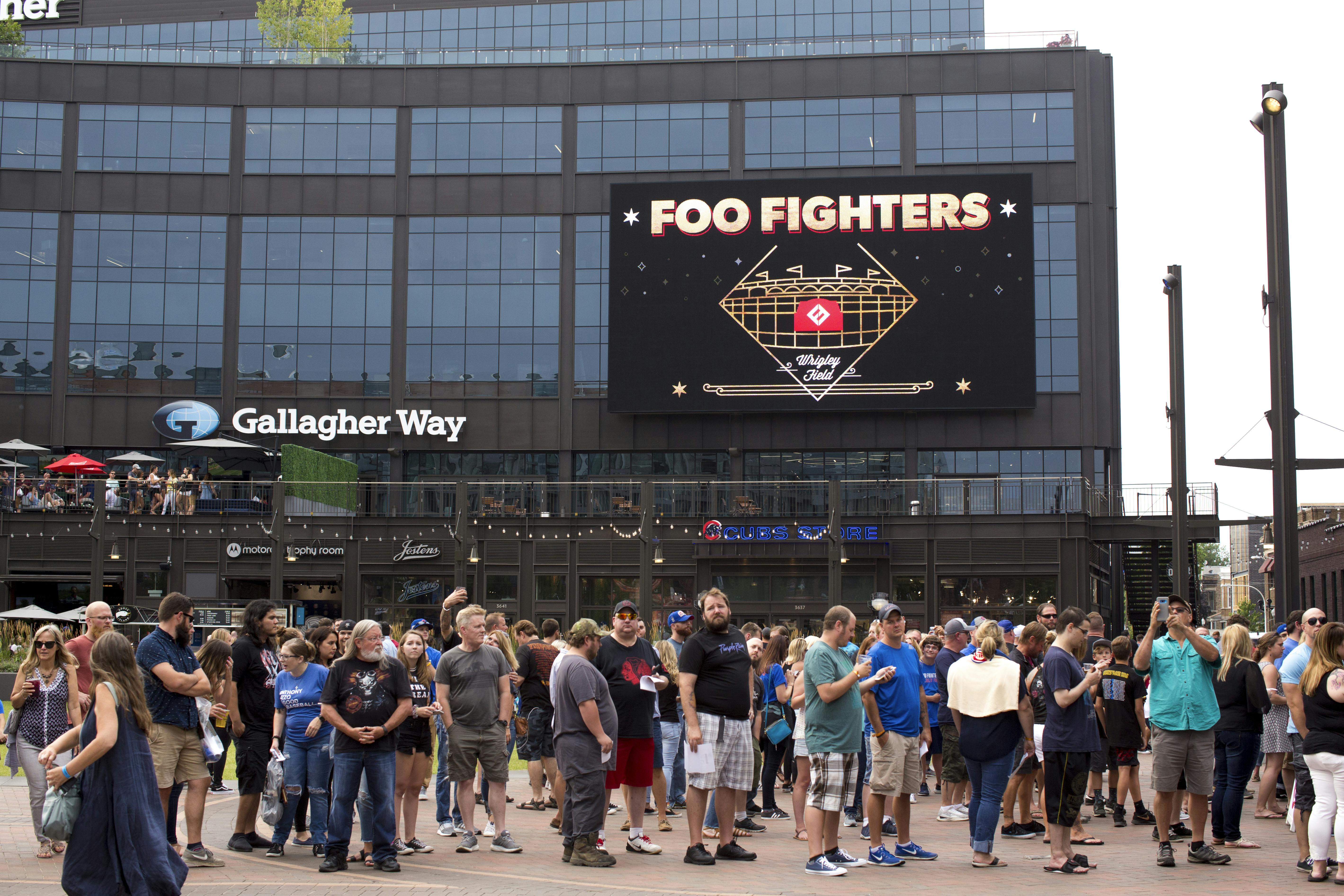 Gallagher Way at Wrigley Field  Find Chicago Venues, Parks & Concerts