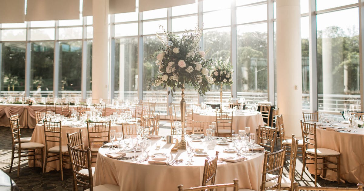 Esplanade Lake Ballroom By DoubleTree Downers Grove Downers Grove