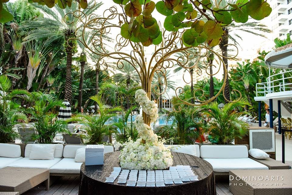 Featured photo from Elegant Outdoor Reception