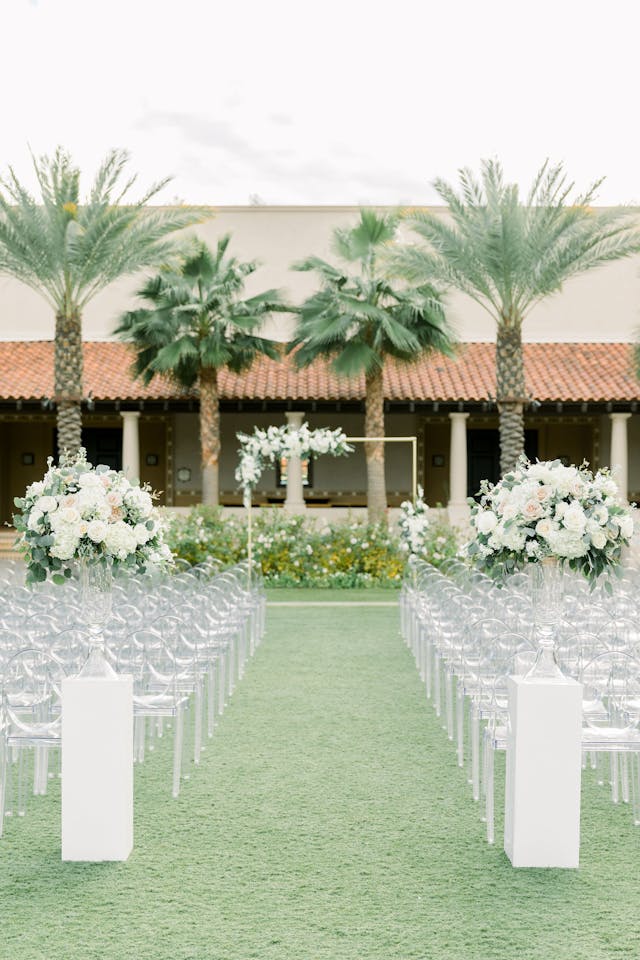 Featured photo from Stunning Scottsdale Resort Wedding