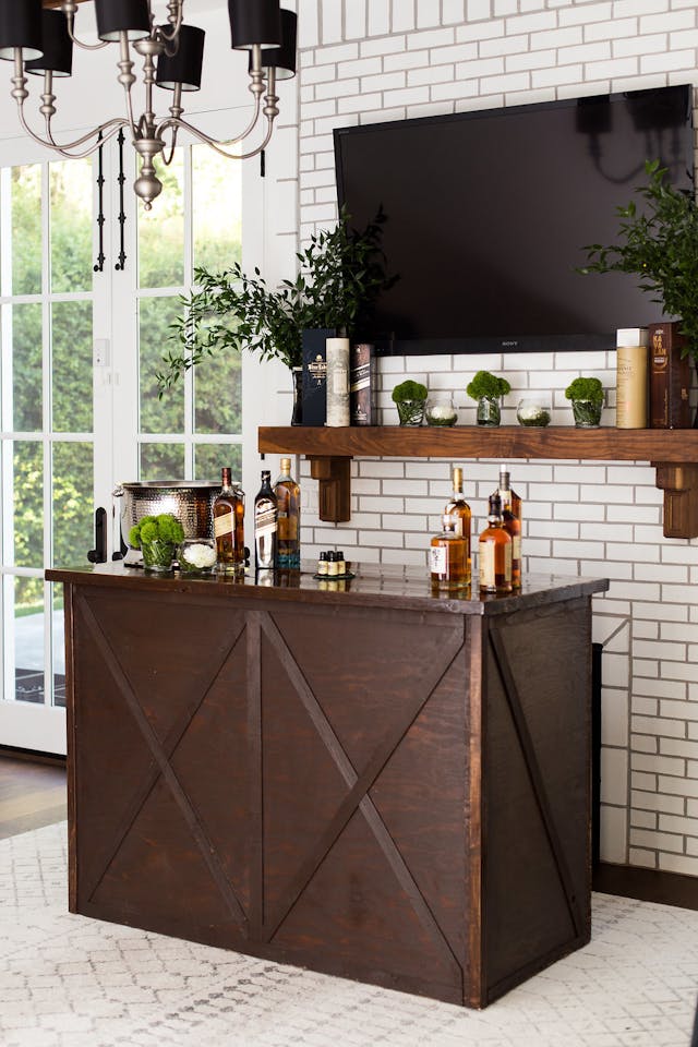 Featured photo from Elegant Birthday Bash at Private Residence in Los Angeles, CA