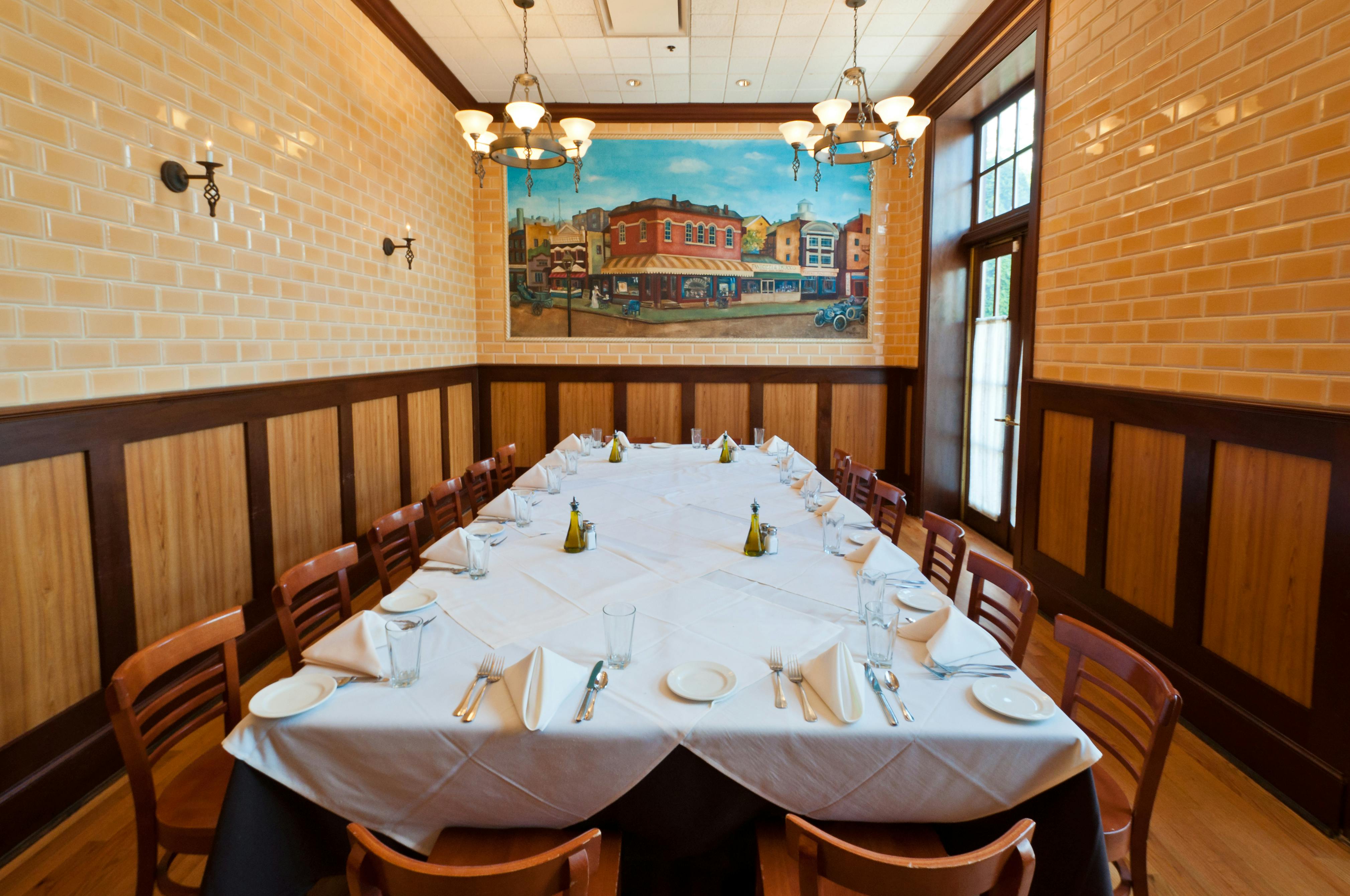 The Sienna Lucca Private Dining Room, Restaurant event space at Tuscany Wheeling