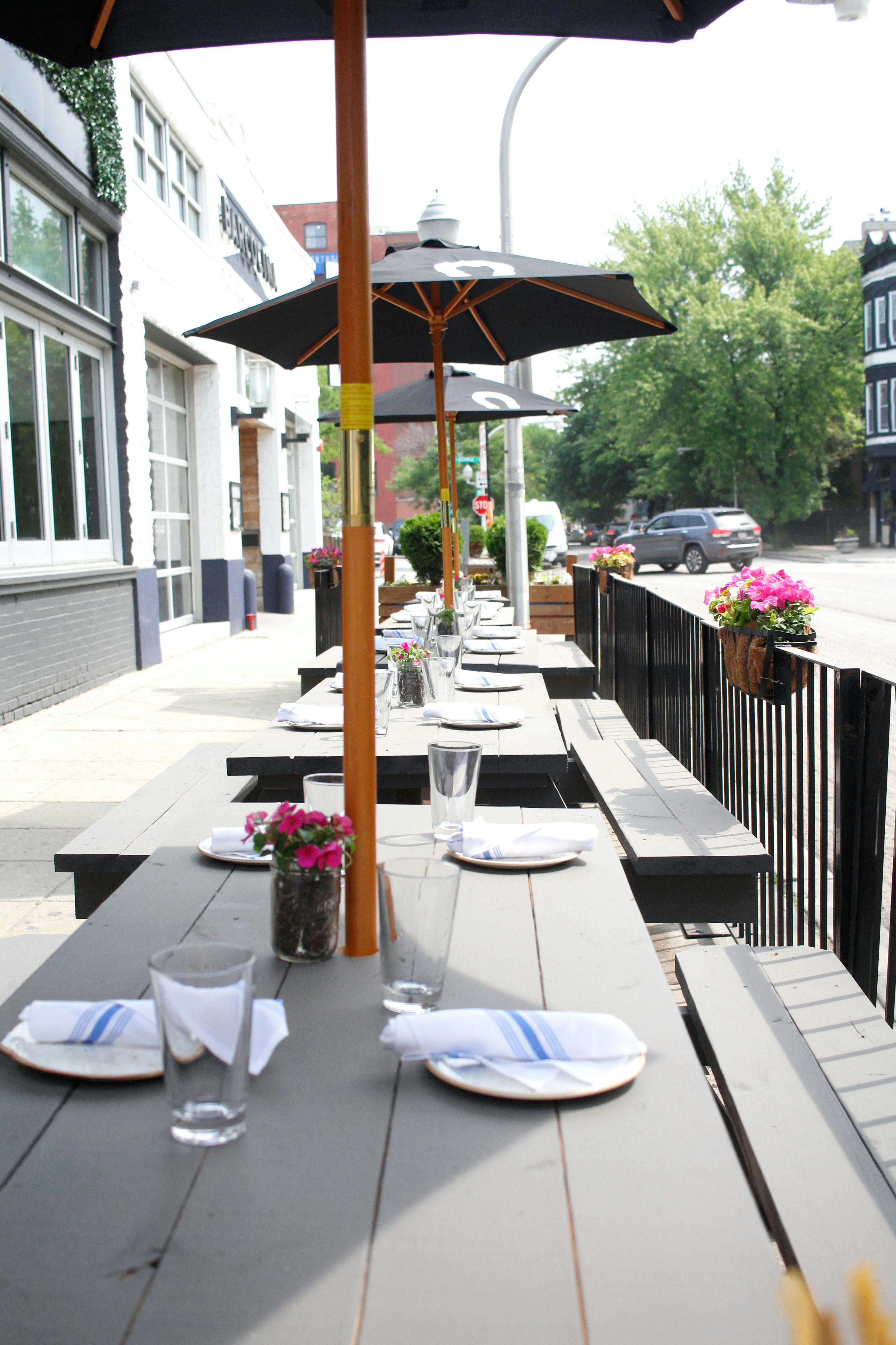 The River Kitchen and Bar | Chicago Venue | All Photo Albums | PartySlate