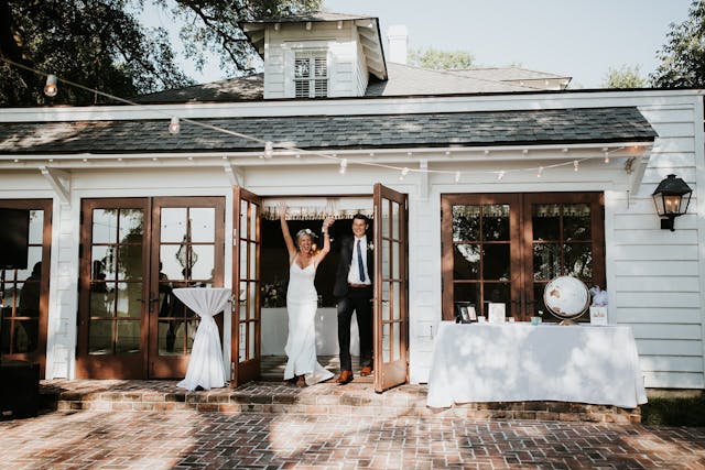 Featured photo from A River House Wedding