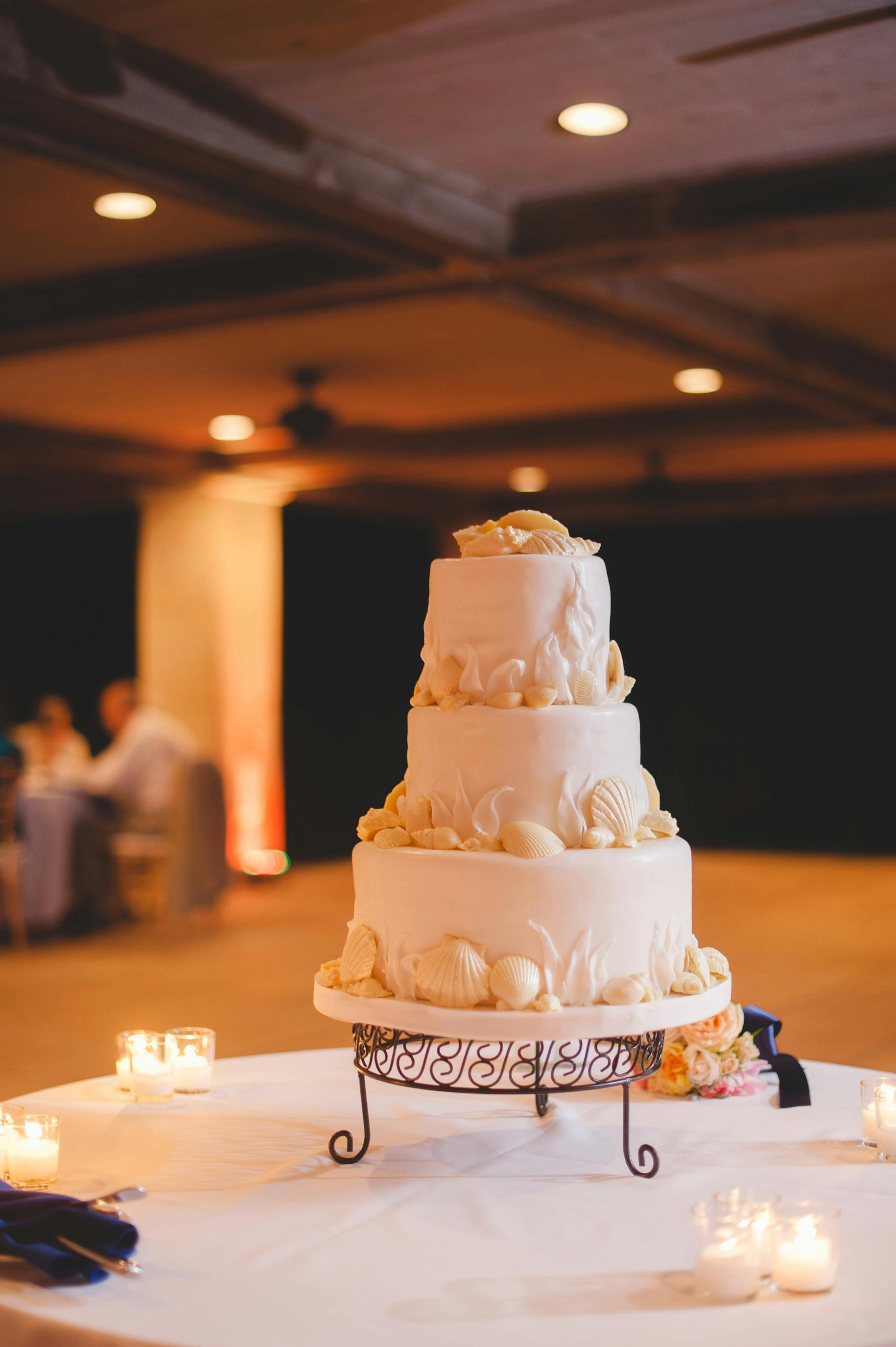 Wedding Cake Ideas posted by Table 6 Productions – Florida