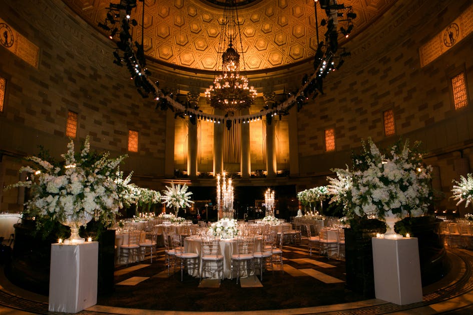 Atlas Floral Decorators (Closed) | Luxurious White Wedding ...