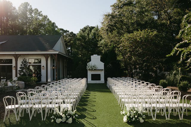 Featured photo from Elegant & Modern Autumn Wedding