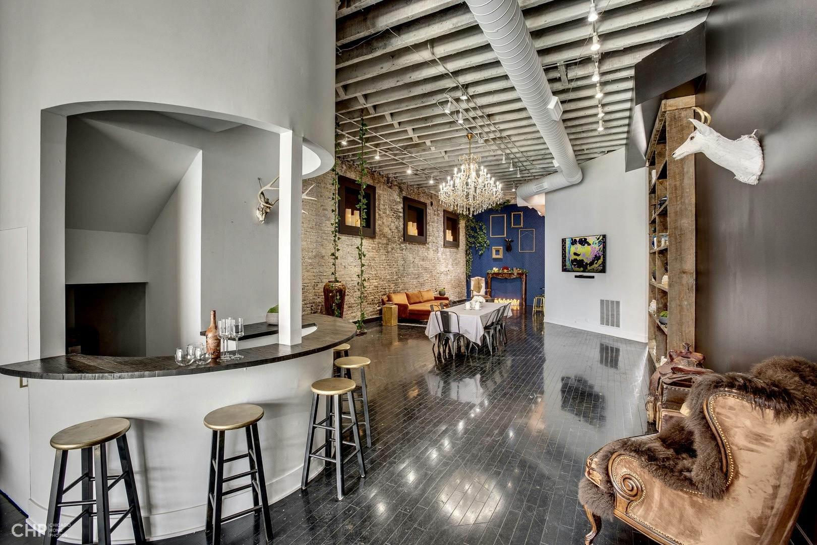 Ginormous Versatile Loft in Trendy River West | **Special Intro Rate**, Event Space at reside360