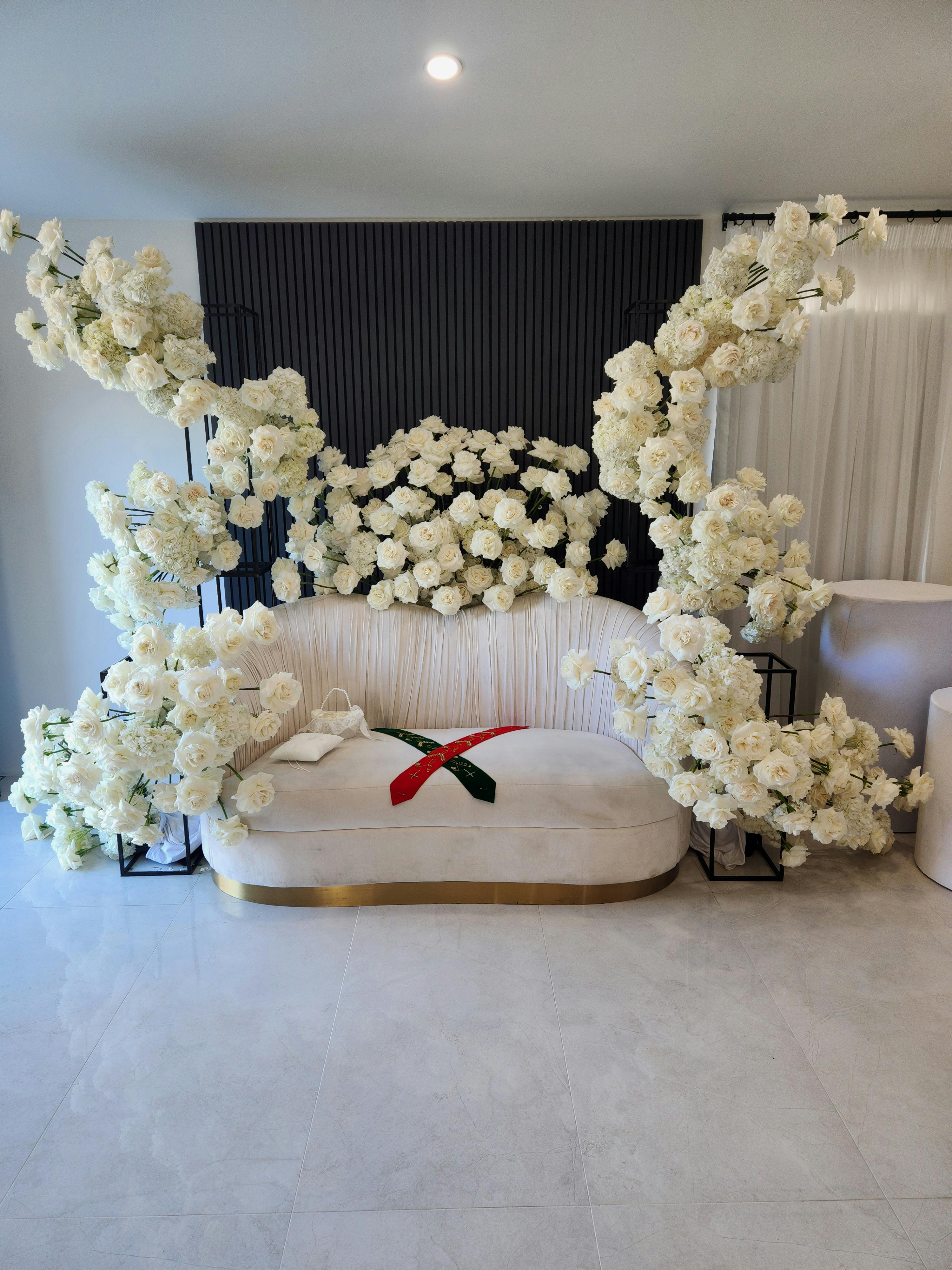 Featured photo from Elegant Morning at the Bride's House in Sylmar