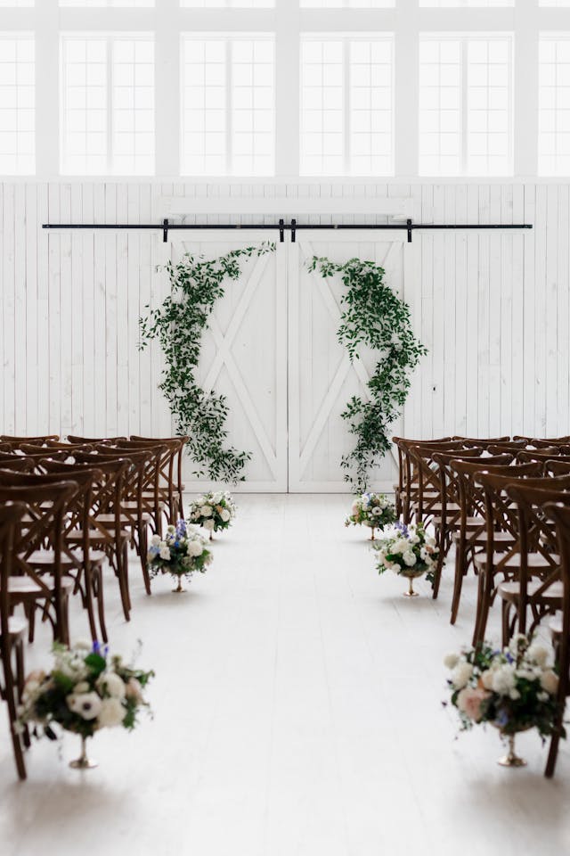 Featured photo from Simplistic Barn Wedding at The White Sparrow in Quinlan, TX