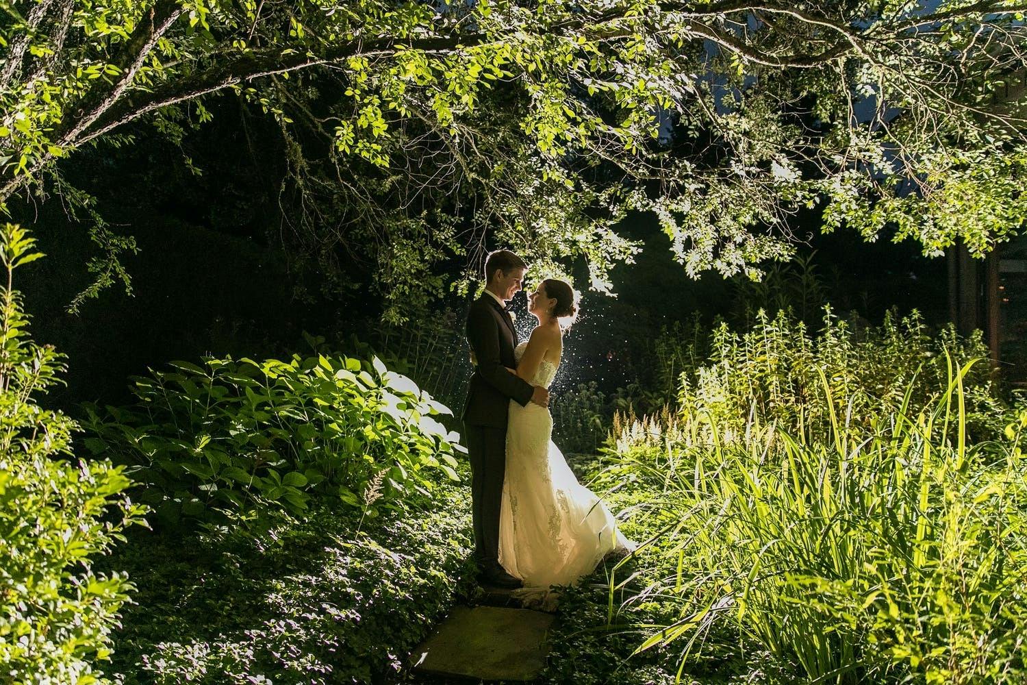 7 Ways to Create the Enchanted Forest Wedding of Your Dreams